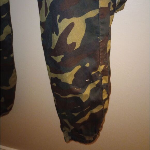 🆕🪖VIP Camouflage Cargo Joggers - Picture 6 of 9